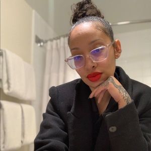 Meet your Posher, Jazmine